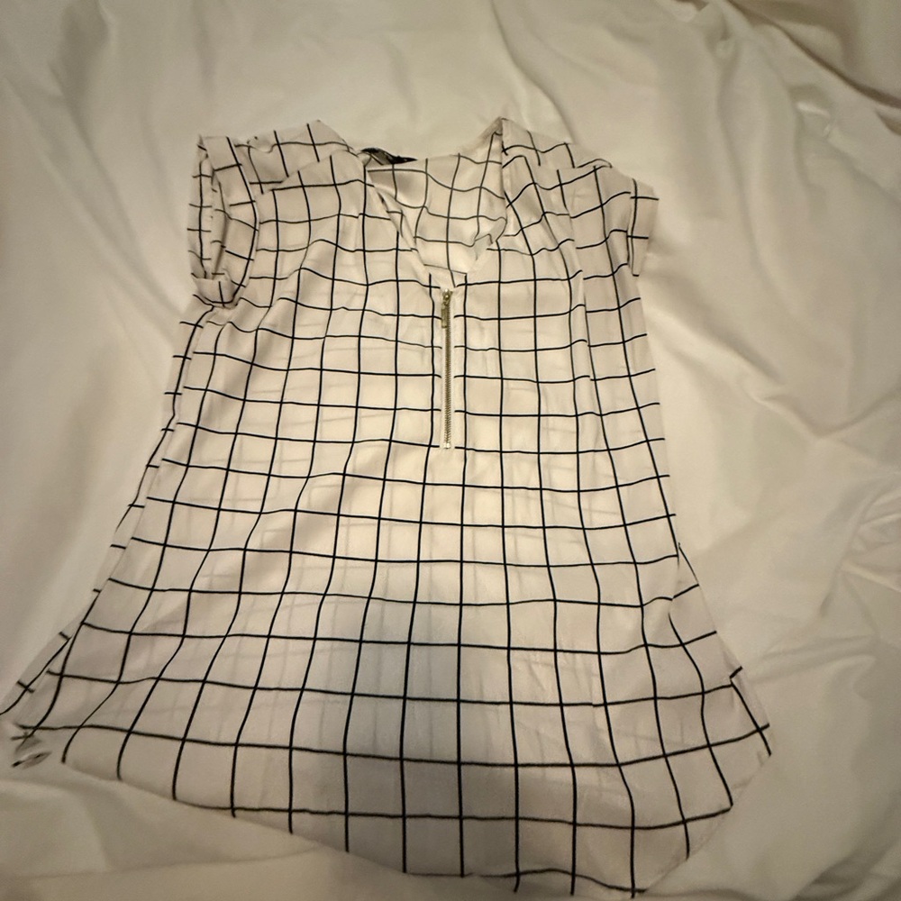 Women's White and Black Grid Pattern Top